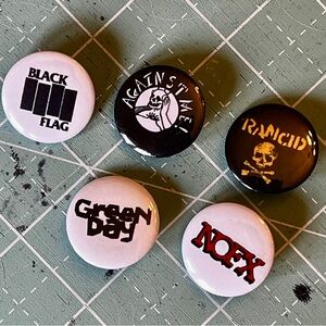 Punk Pin Lot. Nofx, Green Day, Rancid, Against Me!, Black Flag.